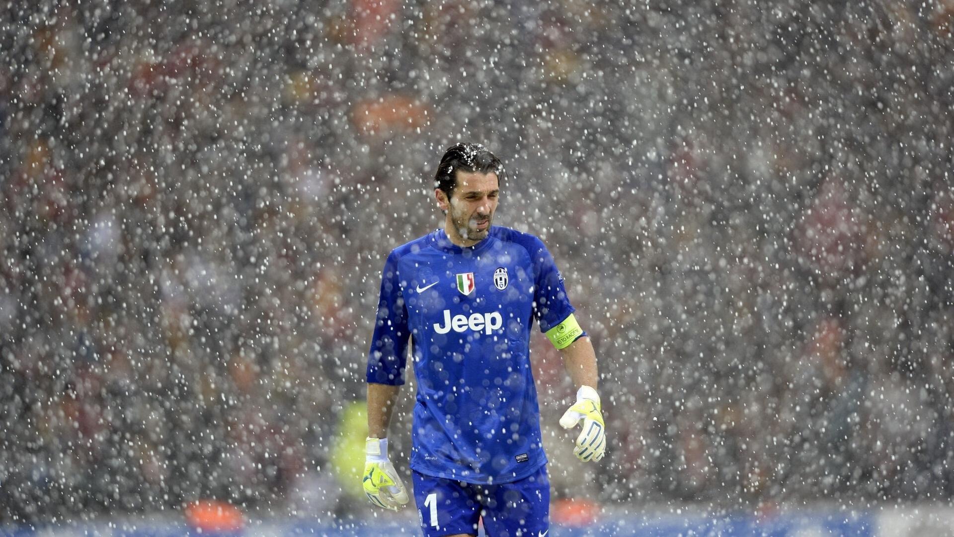 锁定胜局！戴维森破门，阿齐兹助攻，西海岸主场2-0力克大连鲲城