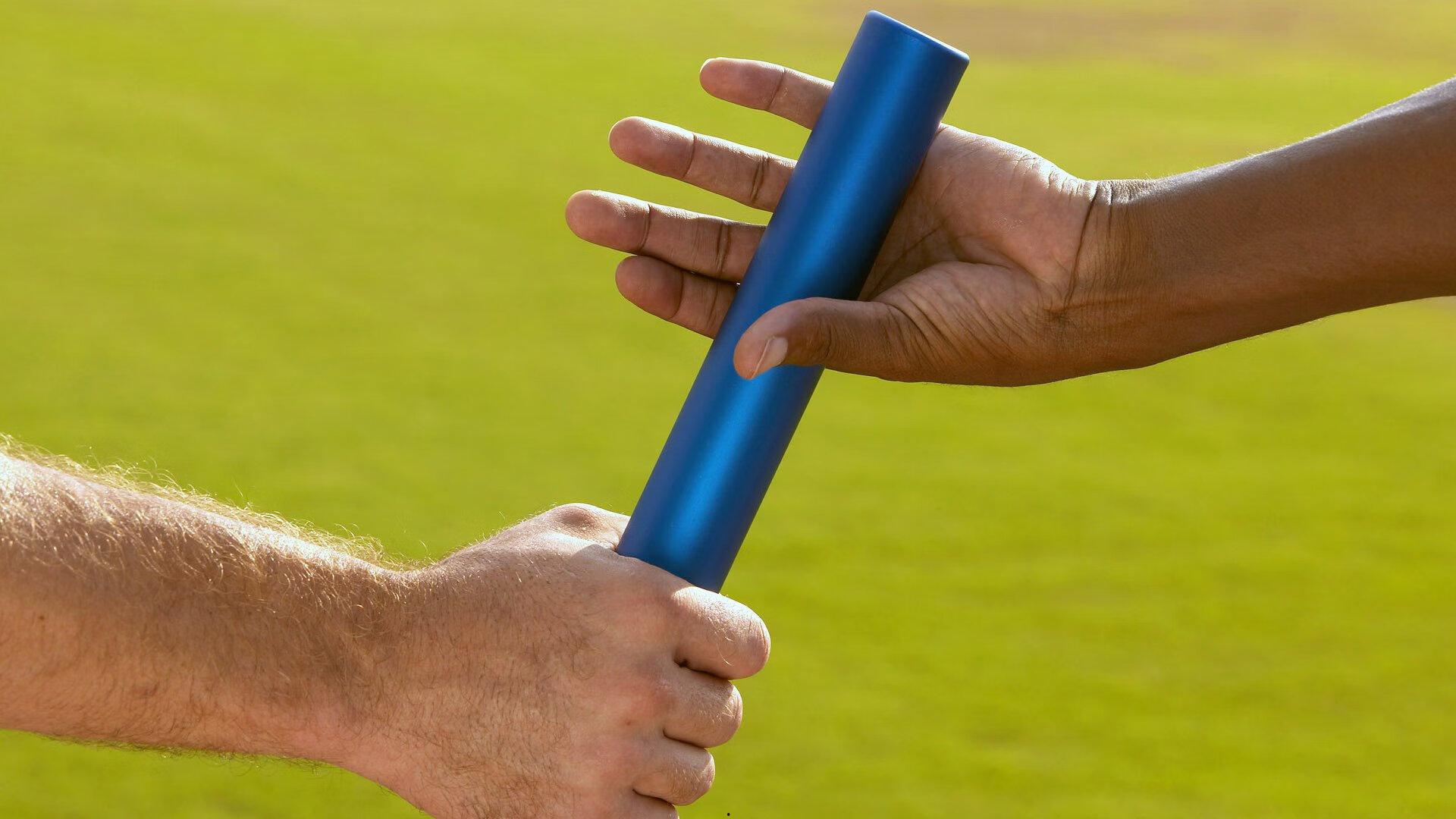 个子太高！杨瀚森选秀大会拍大头贴 出来的照片没有眼睛